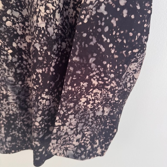 🆕✨ Lululemon LAB Ashta Henley Long Sleeve - Planet Surface Black Granite Multi - Picture 10 of 10